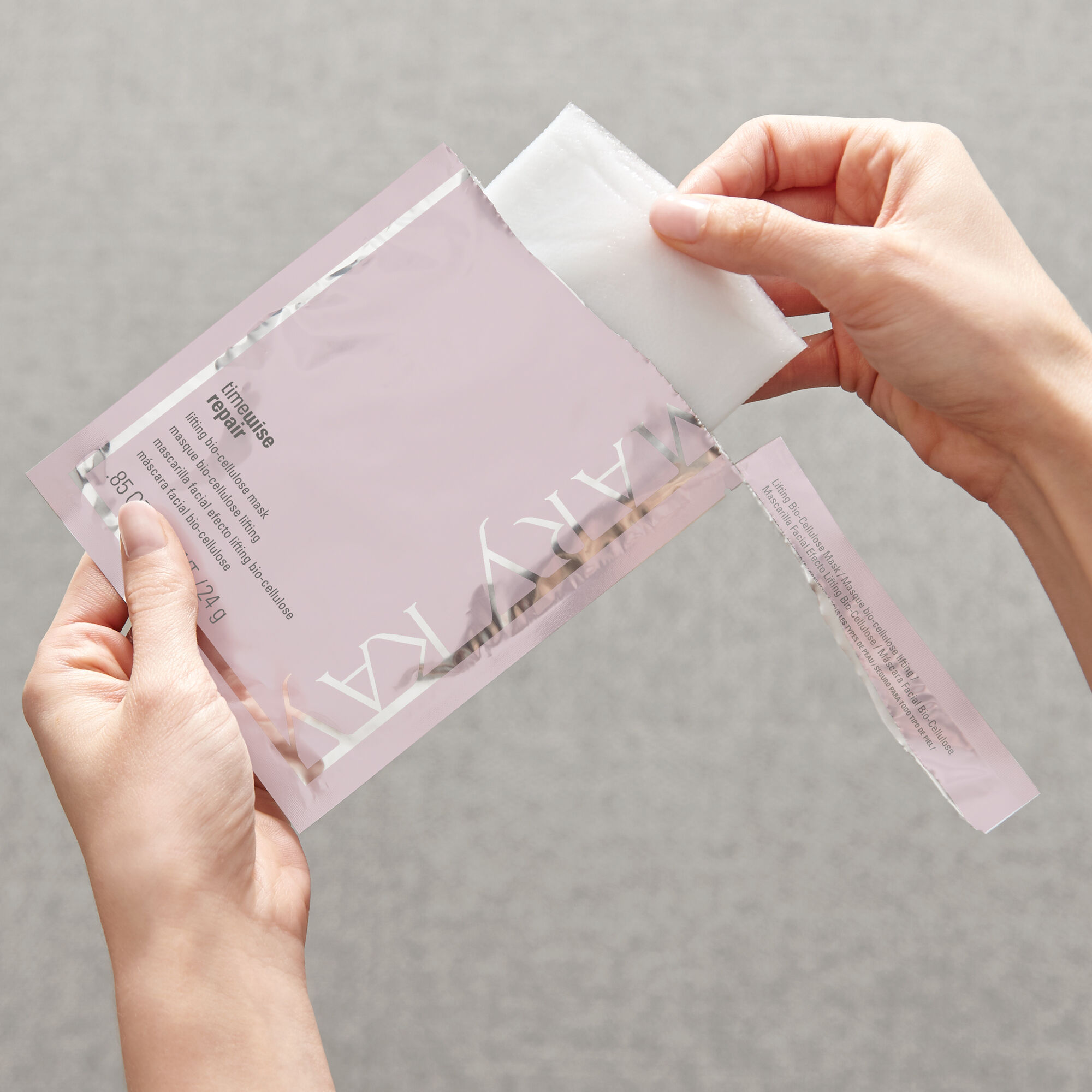TimeWise Repair® Lifting Bio-Cellulose Mask - Image 5